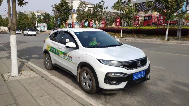 昆明汽車陪駕公司